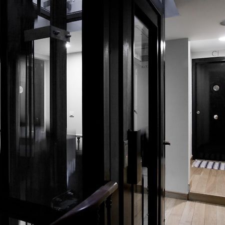 Habitat Apartments Latina Мадрид Екстер'єр фото